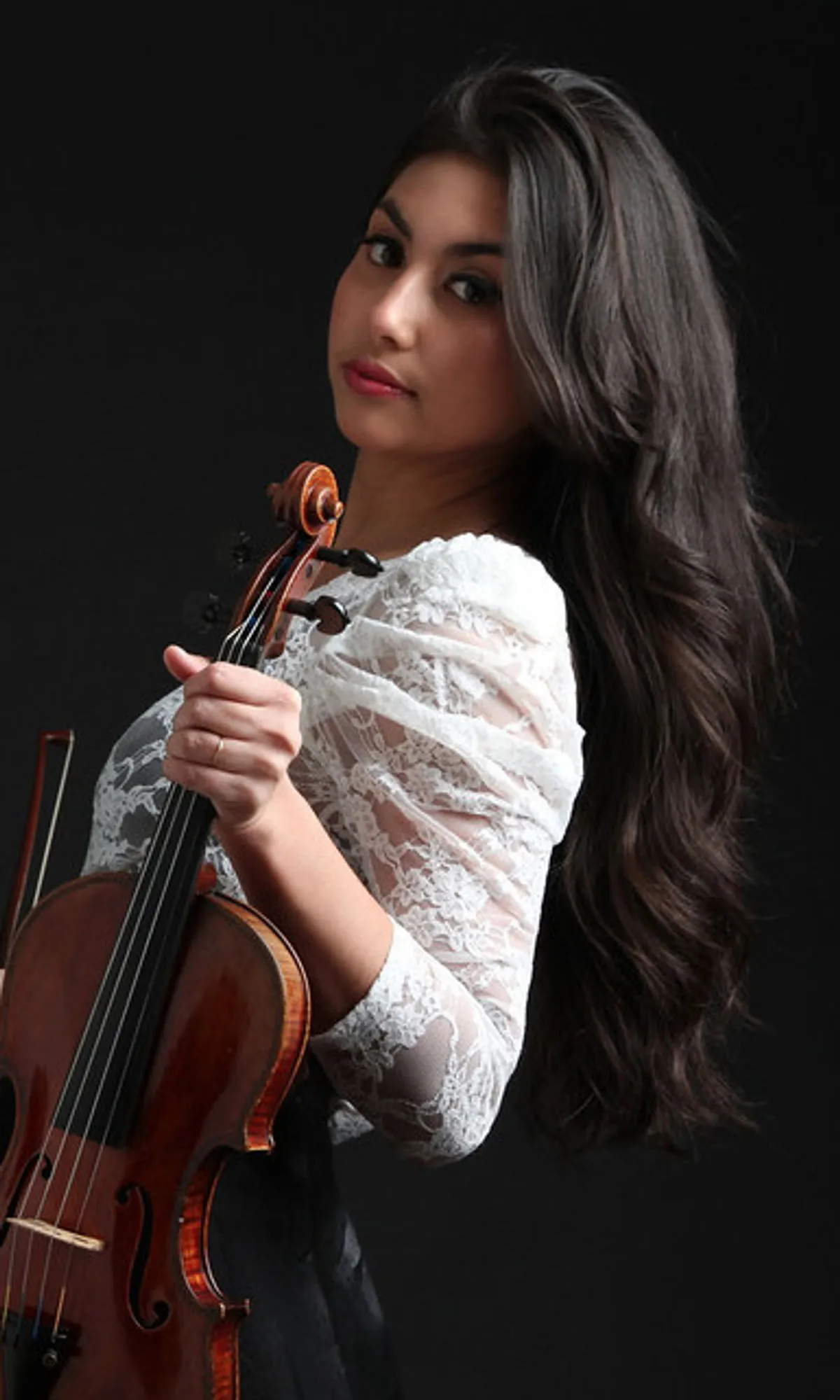 Alex Weill, professional violinist